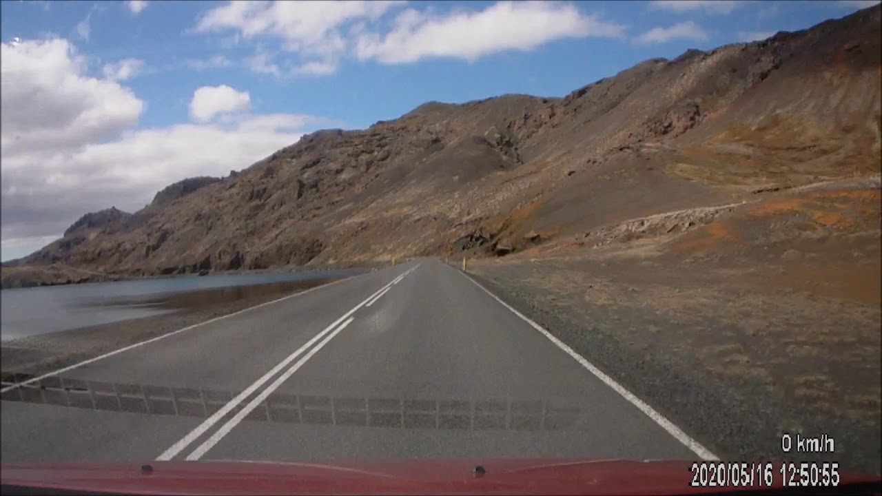 Driving road 42.  Kr&yacute;suv&iacute;kurvegur. Iceland 2020.