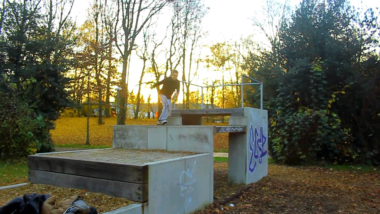 Dominik Ochalek - Parkourpark Kray - Double Sideflip !