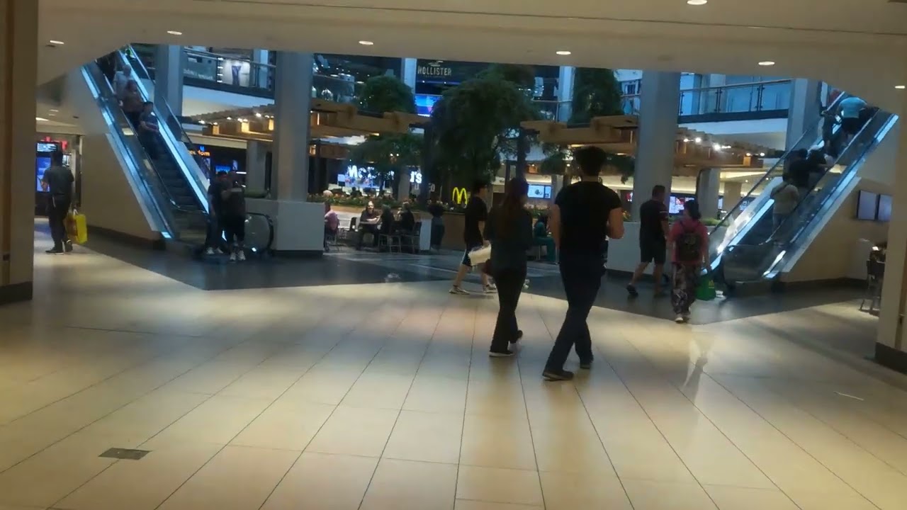CF Fairview Mall, Toronto