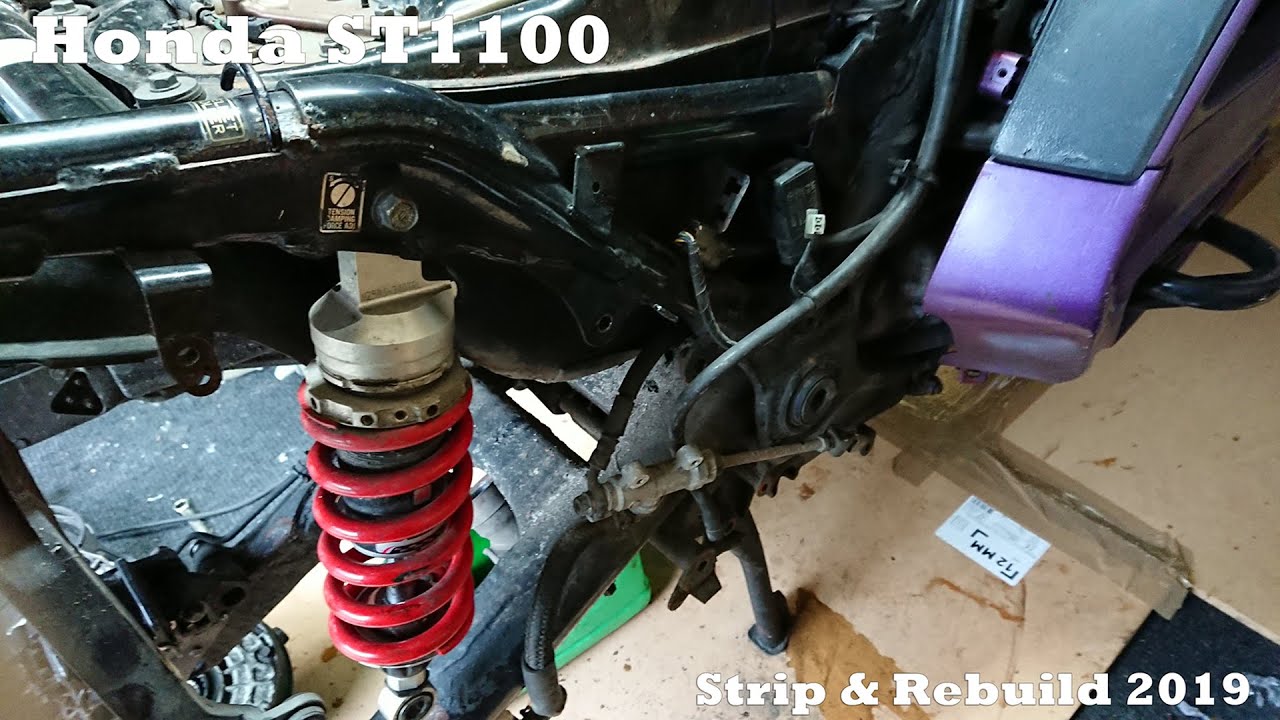 ST1100 Pan European. 2019 Rebuild - Part 12 (Carb Cleaning, balancing and refitting)