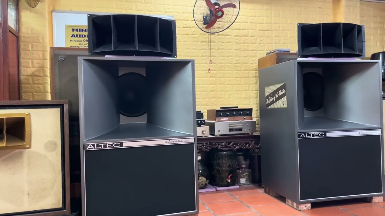Loa ALTEC Lansing A7  N8500 8A ,là cặp loa khủng, nổi tiếng của hãng ALTEC đến từ nước Mỹ