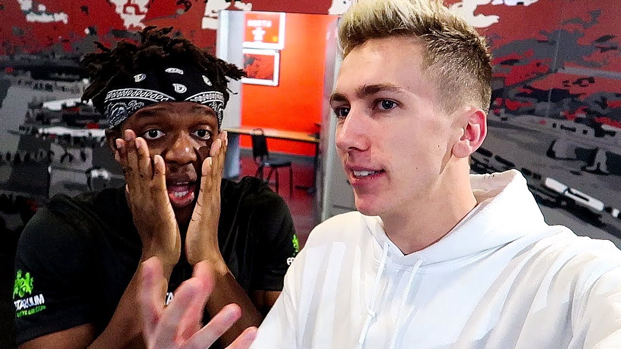 *EXCLUSIVE FOOTAGE* KSI VS LOGAN PAUL WEIGH IN