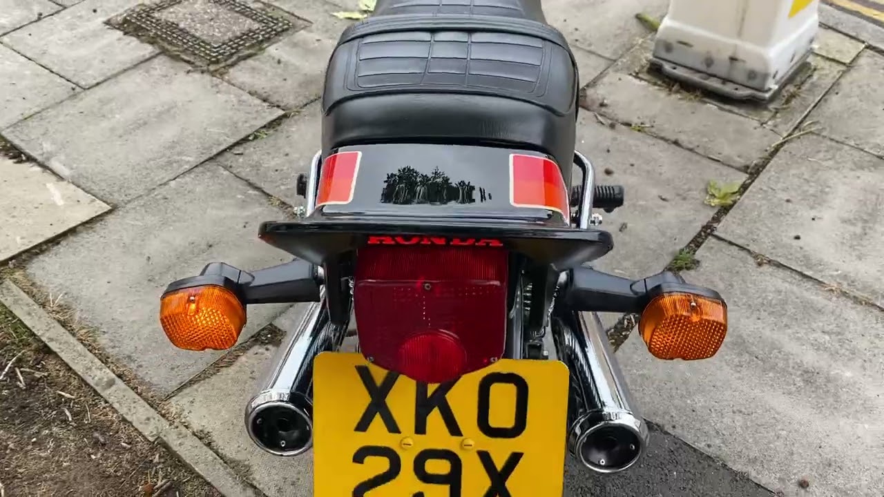 Honda CB250 N Super Dream Deluxe