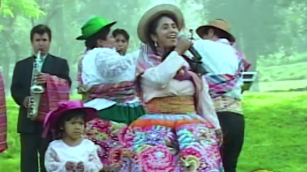 CAMPESINA DE VIQUES -  ARBOLITO DE MI CASA ( SANTIAGO ) TUKILLA PERÚ