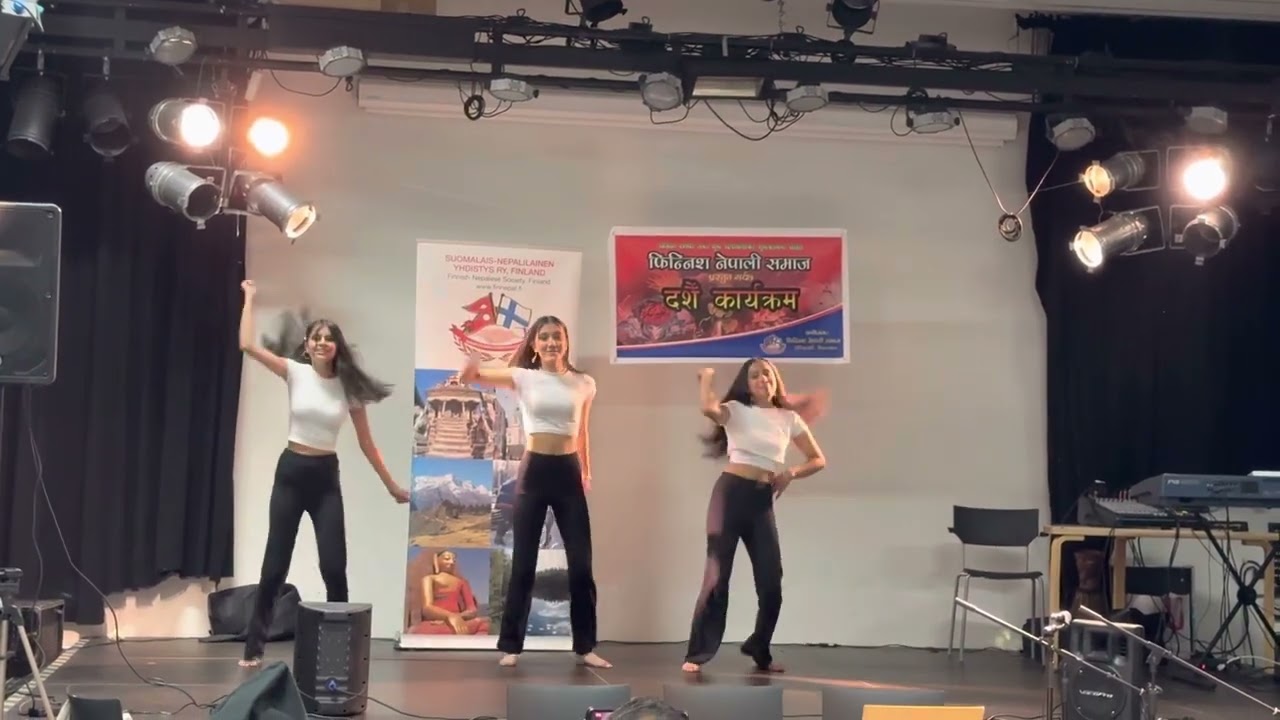 Jhuma Jhumka Wali || Maya Maya - Cartoon Crew || Dance video