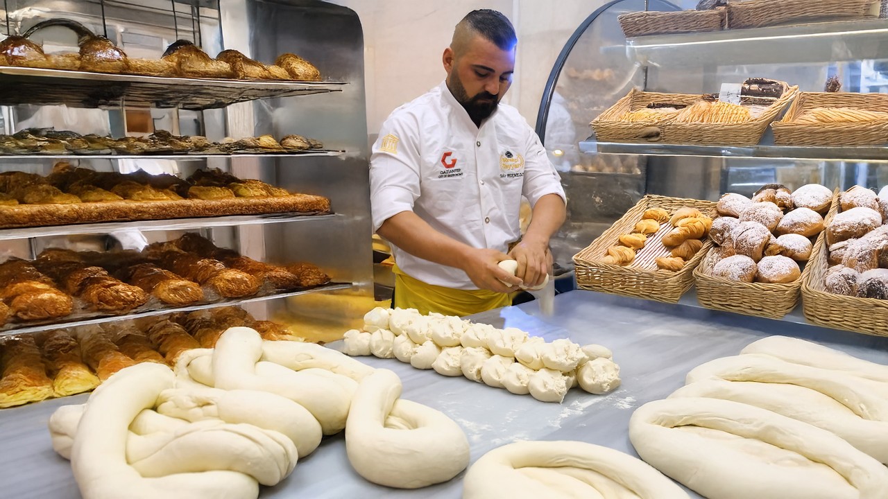 Legendary Turkish Bakery! Amazing Variety of Pastries - Turkish Food