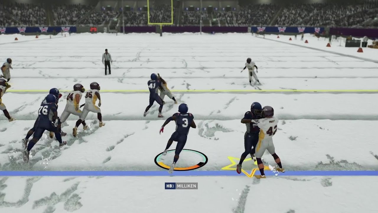 This FREE Football Game Is Pretty Good | Maximum Football 