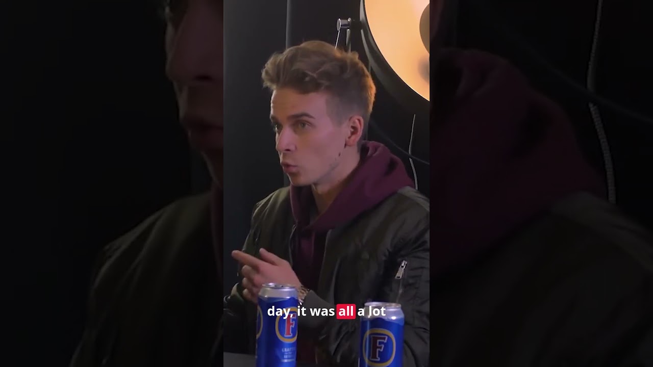 это так нишево LOL, но я нашел клипы Джо Сагга, говорящего о HelloWorld Live в 2018 году!! iykyk