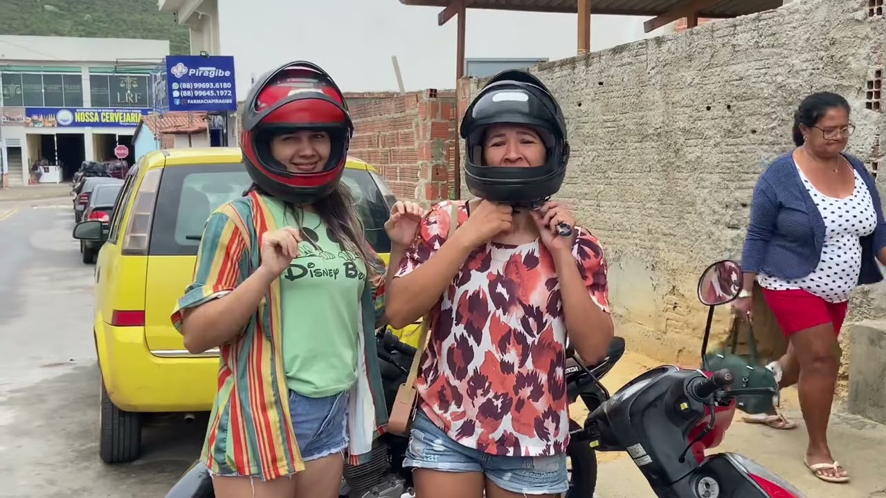 Besta  é quem confia na Claudinha, olha o que ela fez ao saber q Claudineia tava com dinheiro ￼