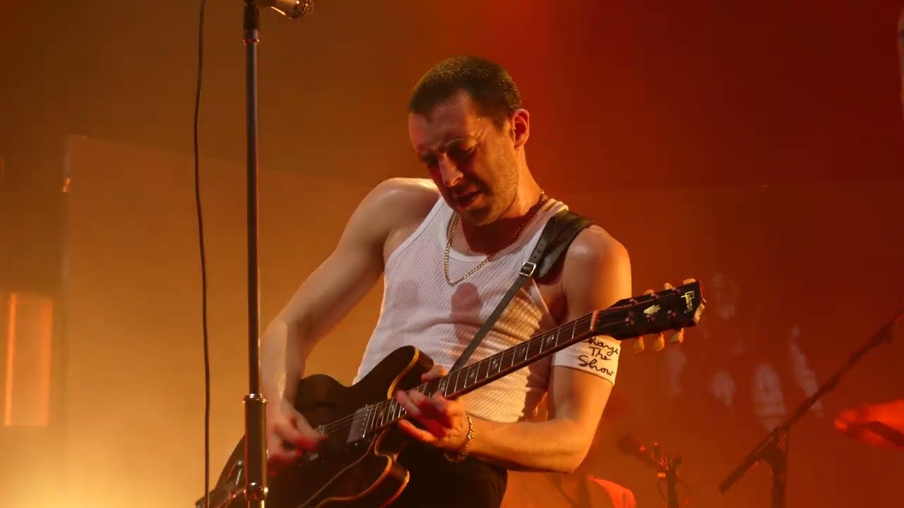 Miles Kane - Loaded live Albert Hall, Manchester 25-05-22