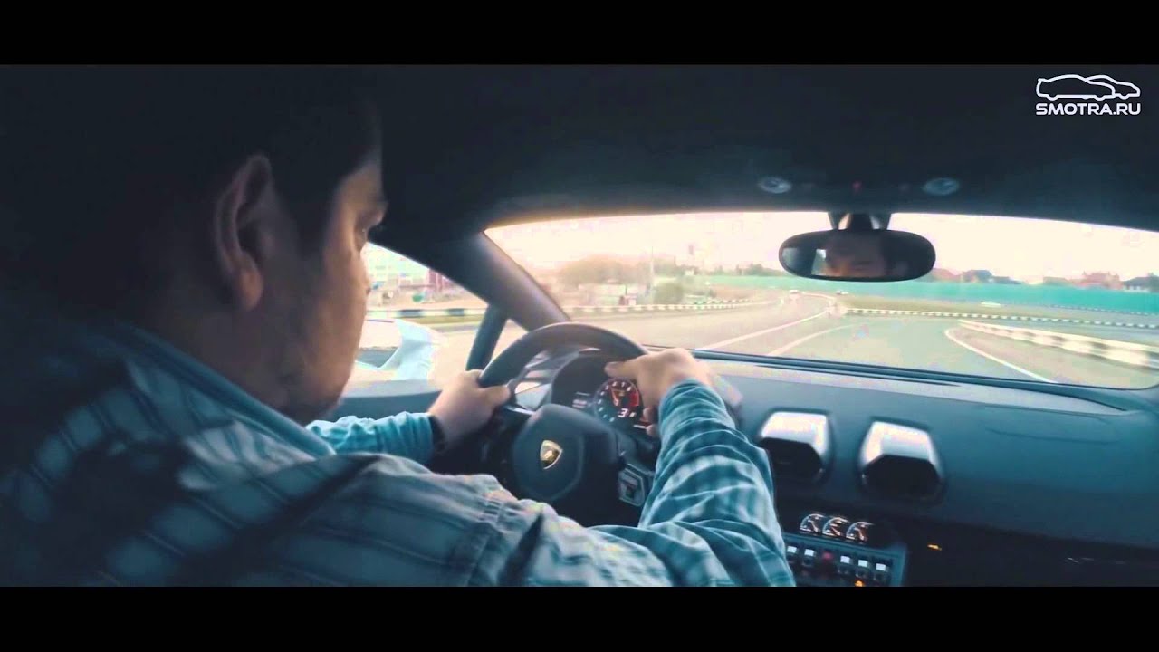 LAMBORGINI HURACAN VS AUDI R8