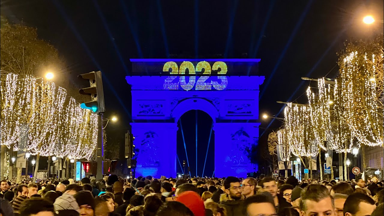 2022→2023 Countdown in Paris