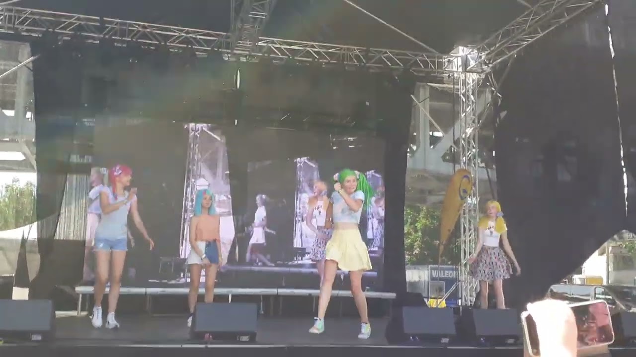 LOLLIPOPZ/ Bezva fest Litoměřice      - Já to dám.💖💙💚💛                           #lollipopz