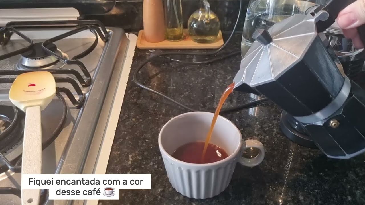 VLOG 🌿 colorindo livro, cuidando das plantas, rotina de dona de casa e café + leitura ☕📚