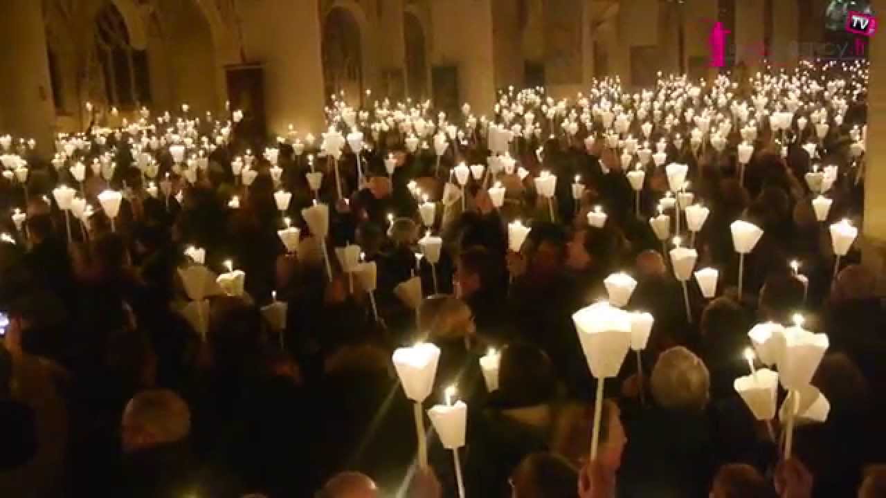 769e Procession aux Flambeaux dans la Basilique de Saint-Nicolas-de-Port
