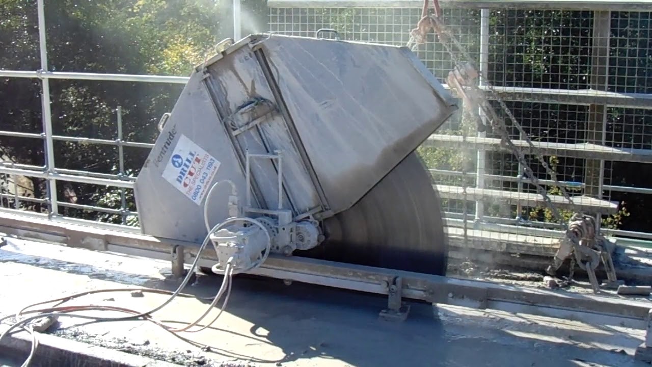 Drillcut (UK) Limited - Track Sawing south cantilever