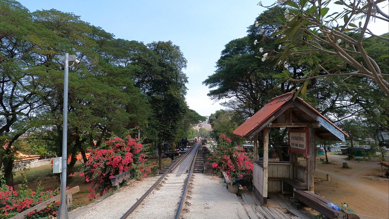 이토록 평온한곳이 죽음의 철도 ?/The bridge on the river Kwai