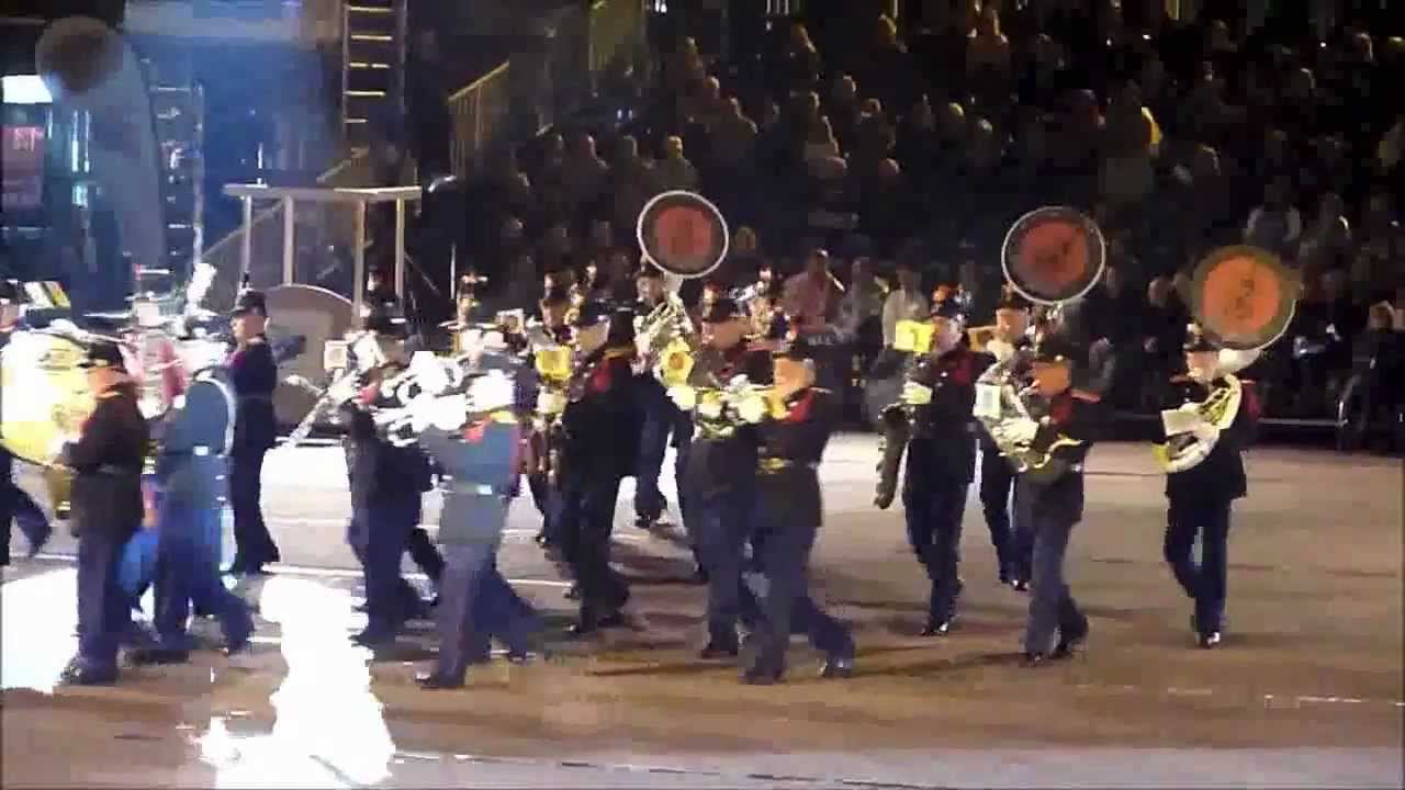 Airborne Taptoe Ede 2011 - Fanfarekorps der Genie