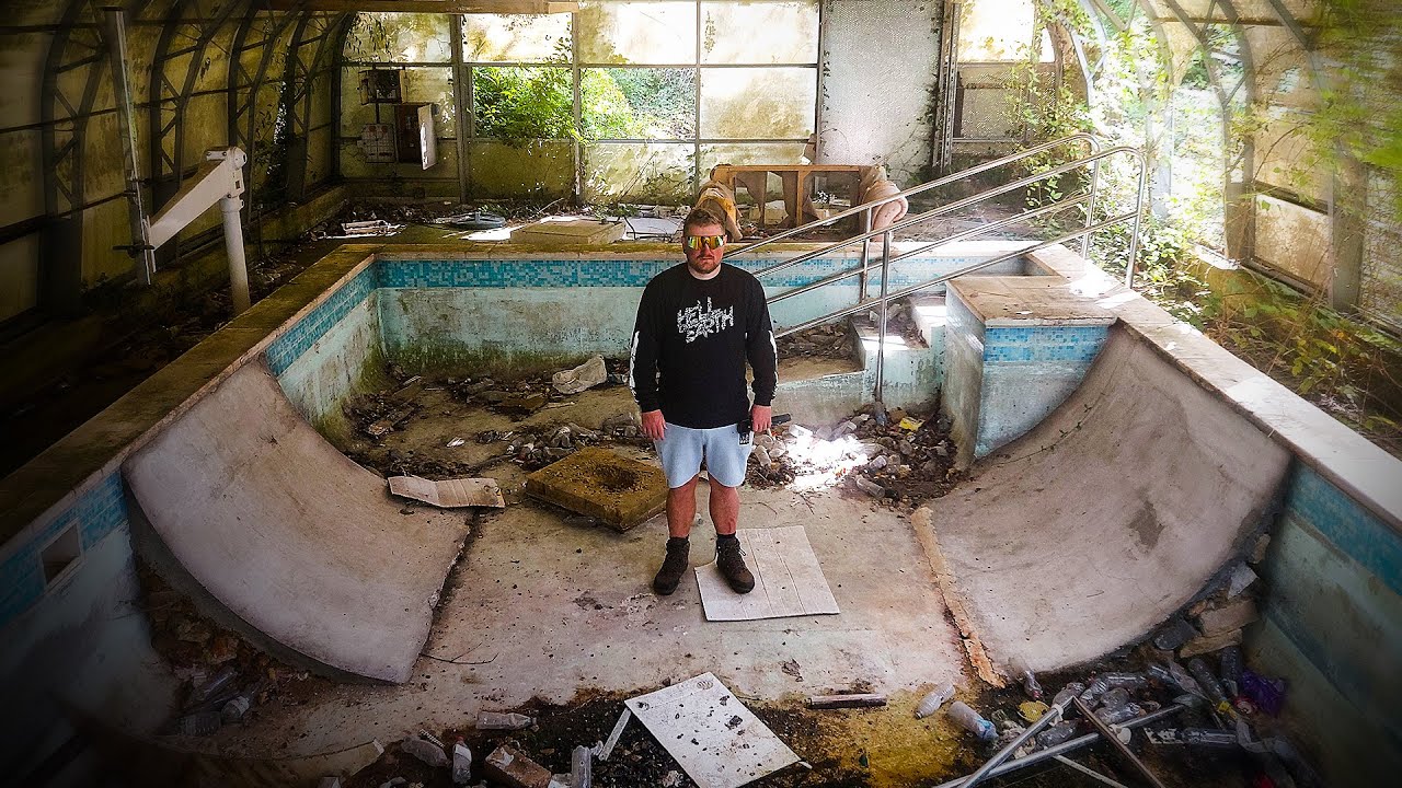 This place left one of us ALONE and TERRIFIED