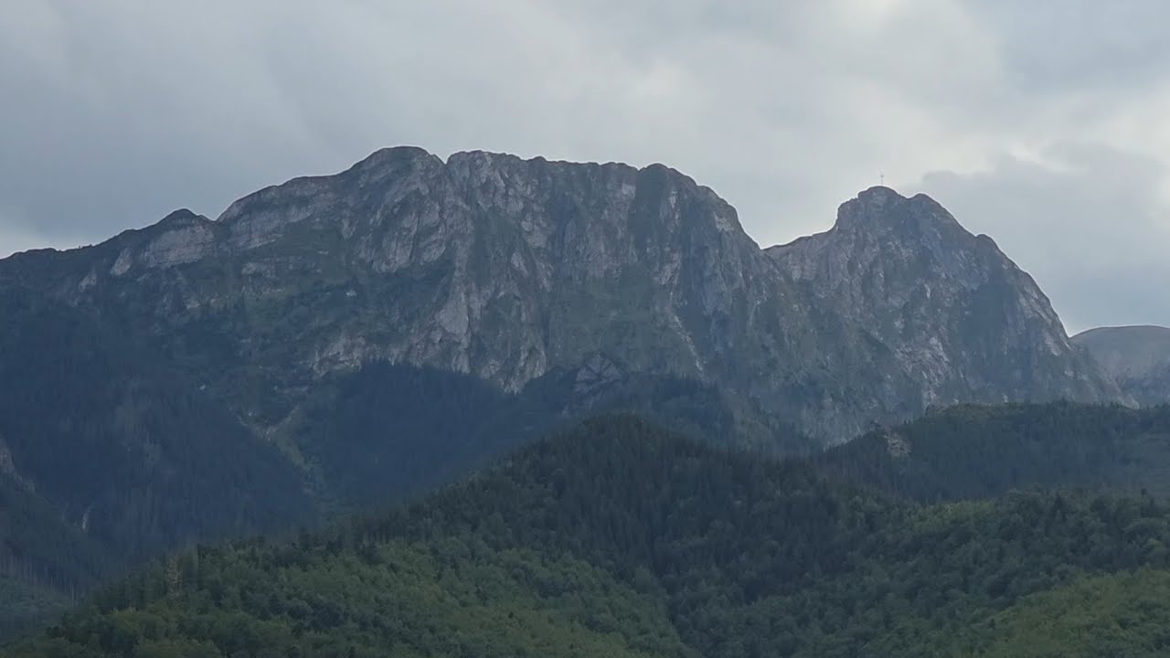 ZAKOPANE WIDOK NA TATRY I GUBAŁÓWKĘ Z HOTELU HYRNY 4K zostaw subskrypcję pozdrawiam serdecznie