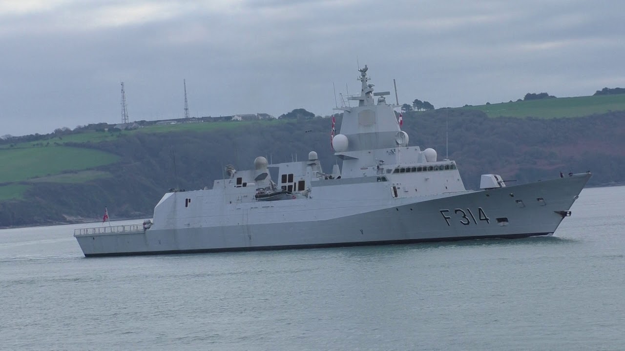 Norwegian Frigate F314 HNOMS Thor Heyerdahl arriving into Plymouth 04-01-19 (4K & HD)
