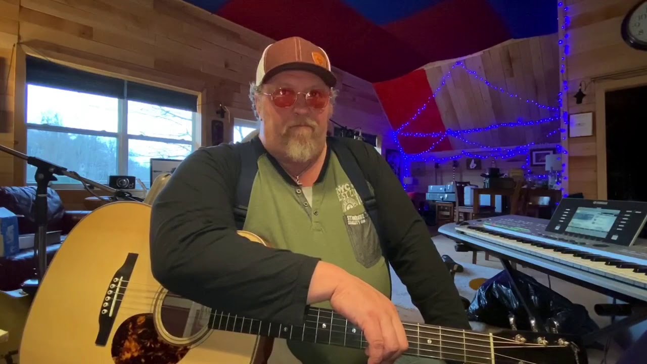 JP Cormier talks Boucher Guitars and plays Windy and Warm!