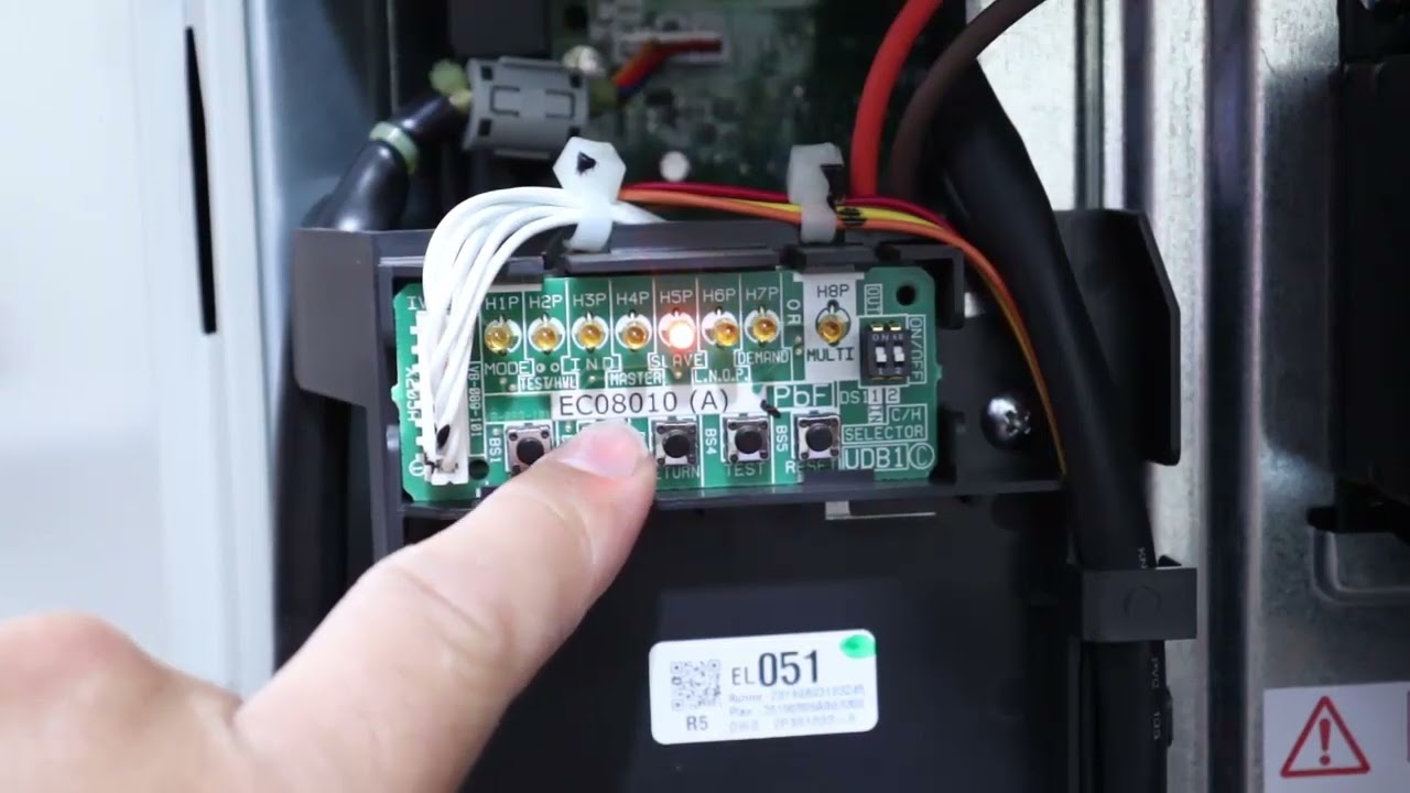 A30 - IDENTIFICAR A QUANTIDADE DE EVAPORADORAS NO VRV DAIKIN
