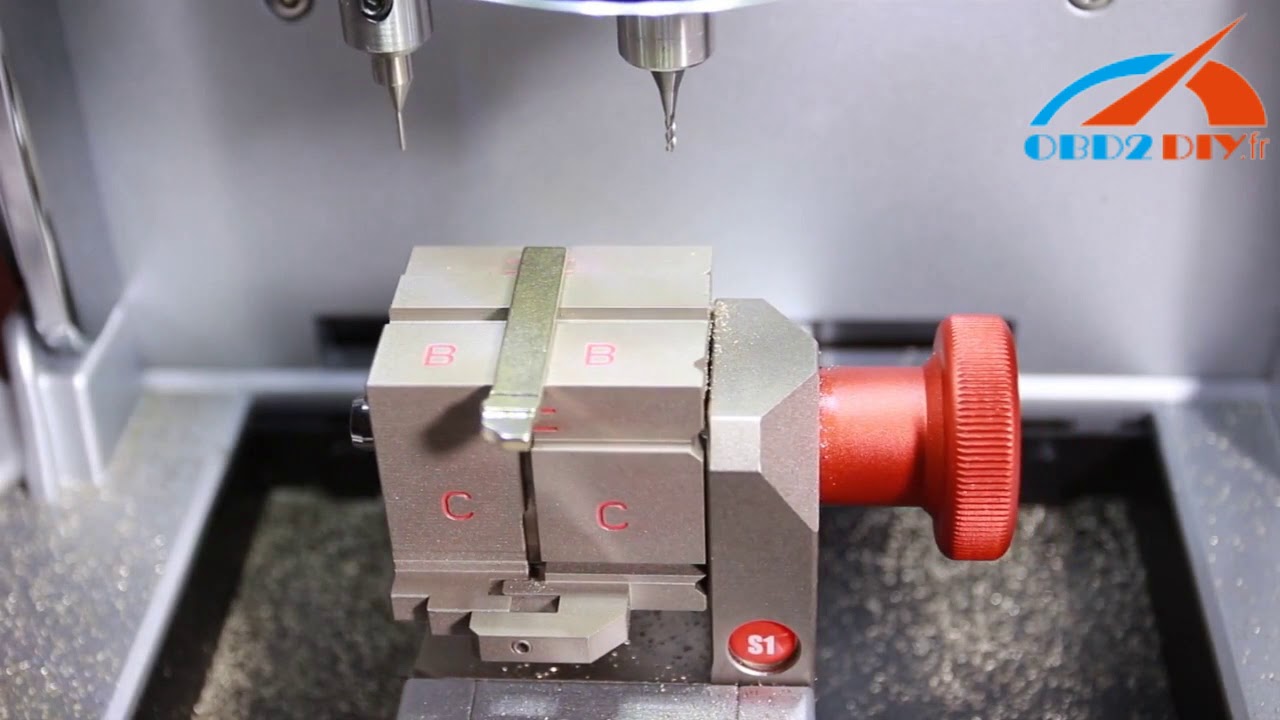 Comment utiliser la machine de découpe de clé Alpha pour couper de nouvelles clés Volkswagen Hu162T