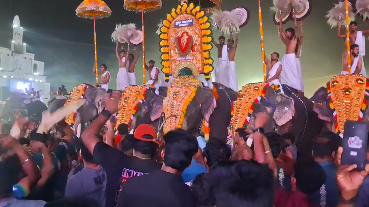 Kerala പാലക്കാട് പടിഞ്ഞാറങ്ങാടി കല്ലടത്തൂർ പൂരം 2026  like subscribe