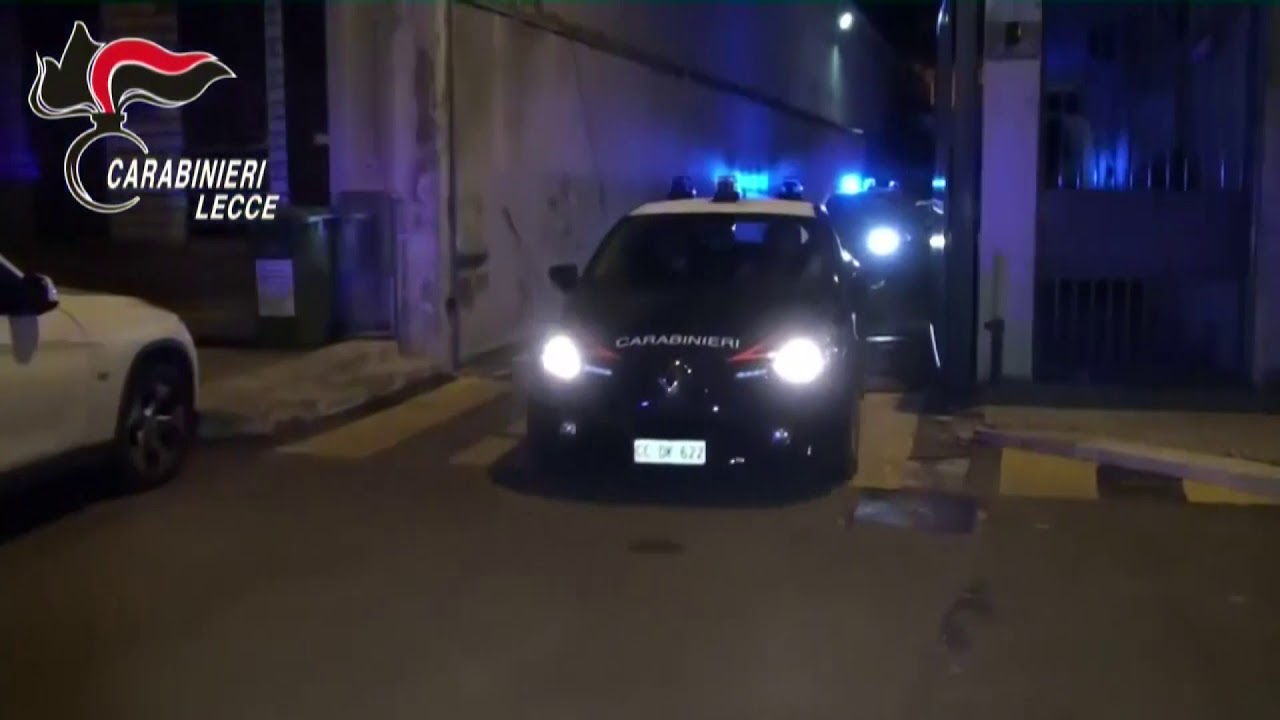 Lecce, minacce e maltrattamenti a bimbi. Interdetta un’insegnante