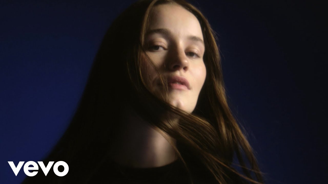 Sigrid - Wanted It To Be With You (Visualiser)