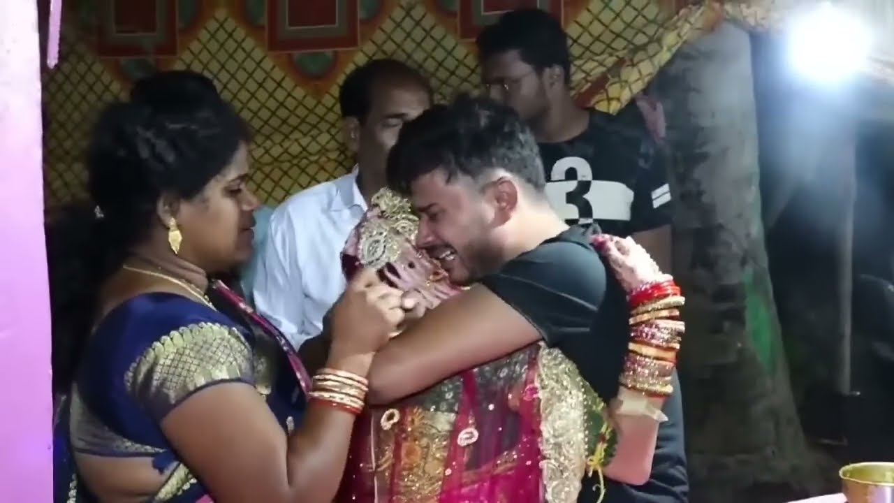 Behen ki vidai 😭😭💔💔🥺🥺😪😪 2020 January 22 #vidai #bidai #odisha #wedding #indianwedding