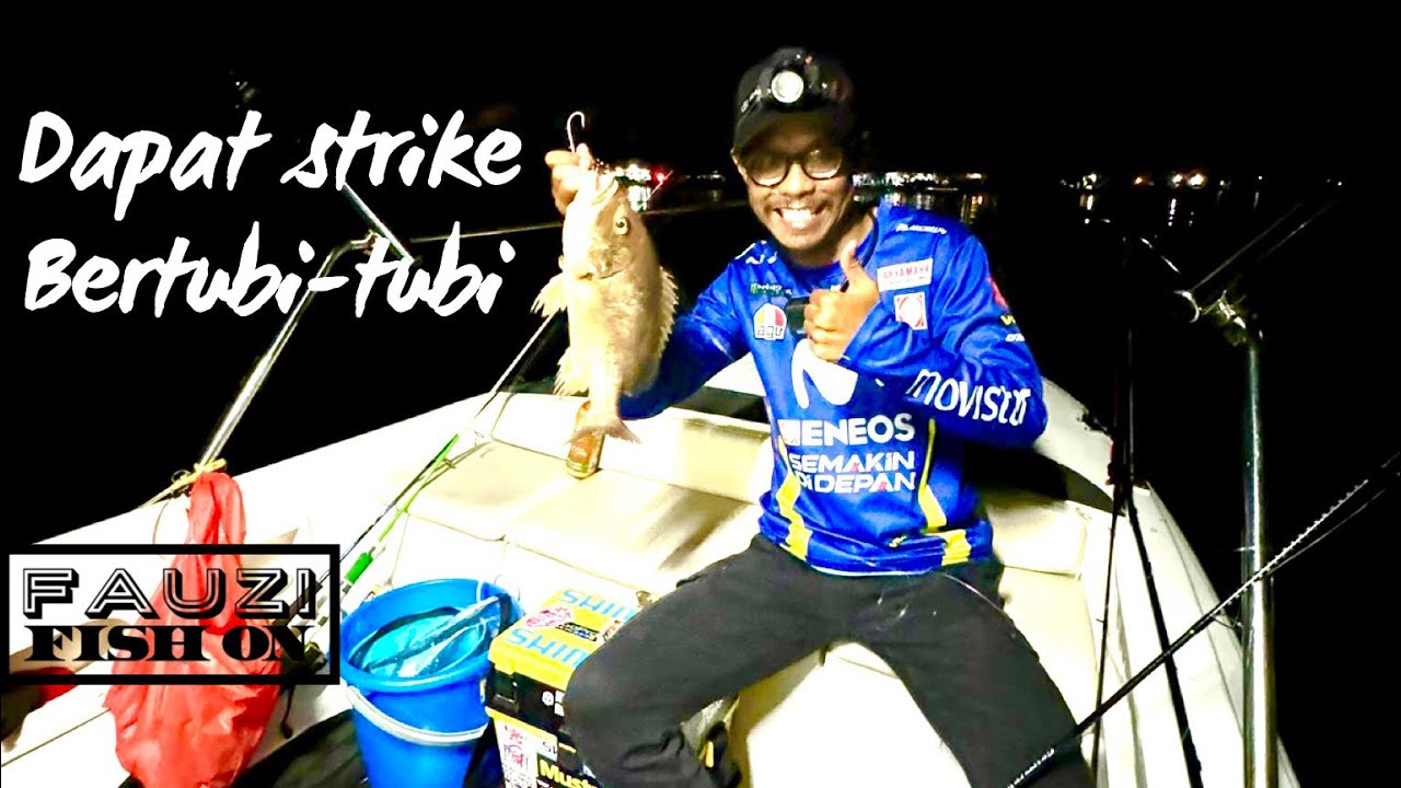 Singapore boat fishing | strike bertubi-tubi | trip family