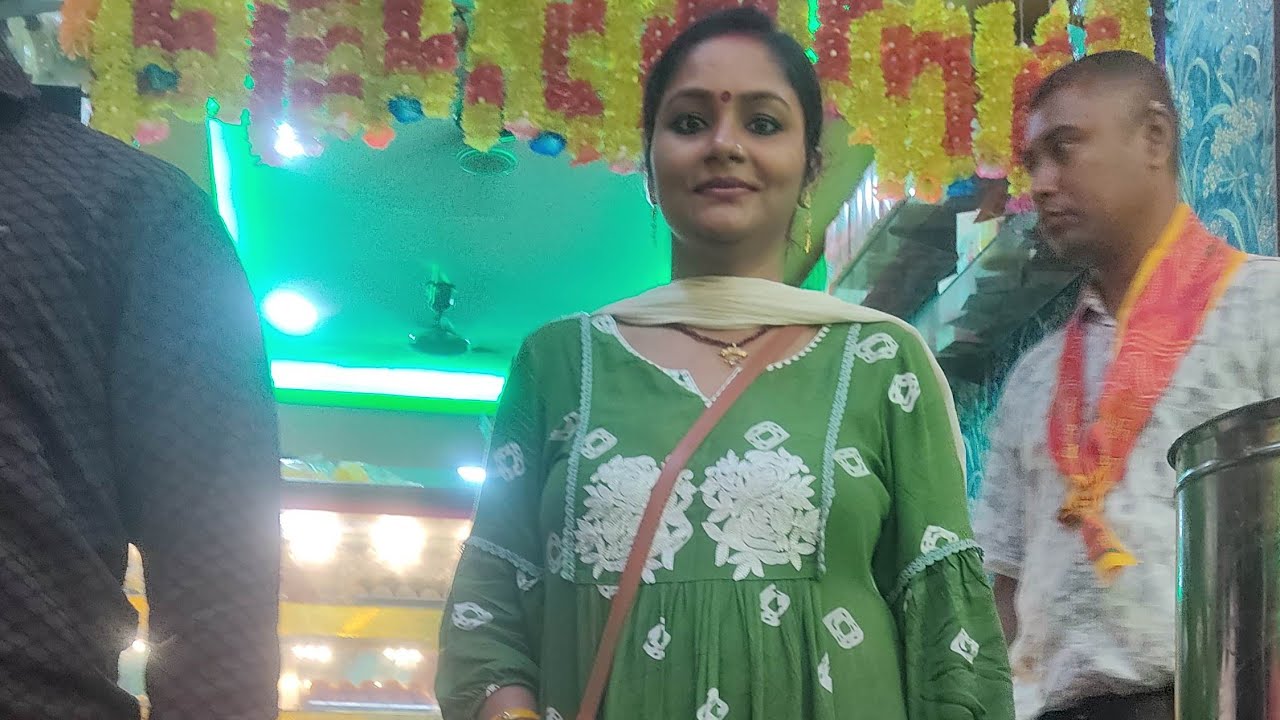 Pihu sharma is live! Radhe Radhe everyone , live me aap SB ka swagat h