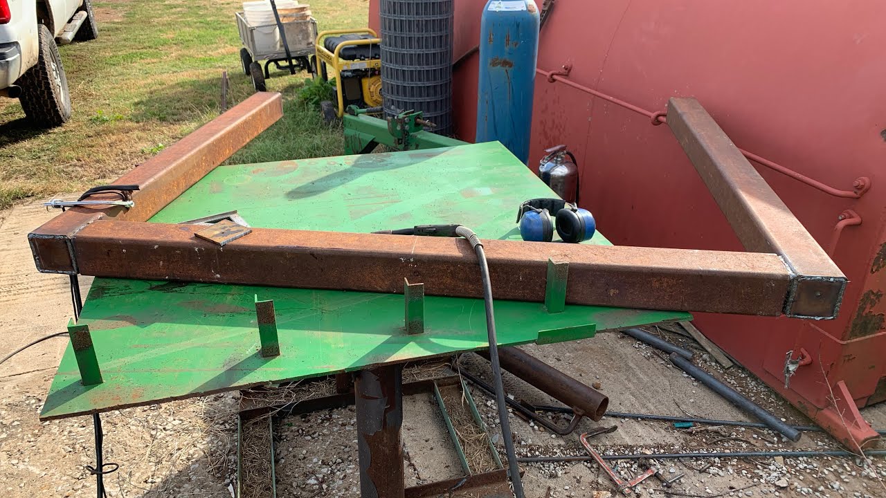 Building Hay Bale Unroller