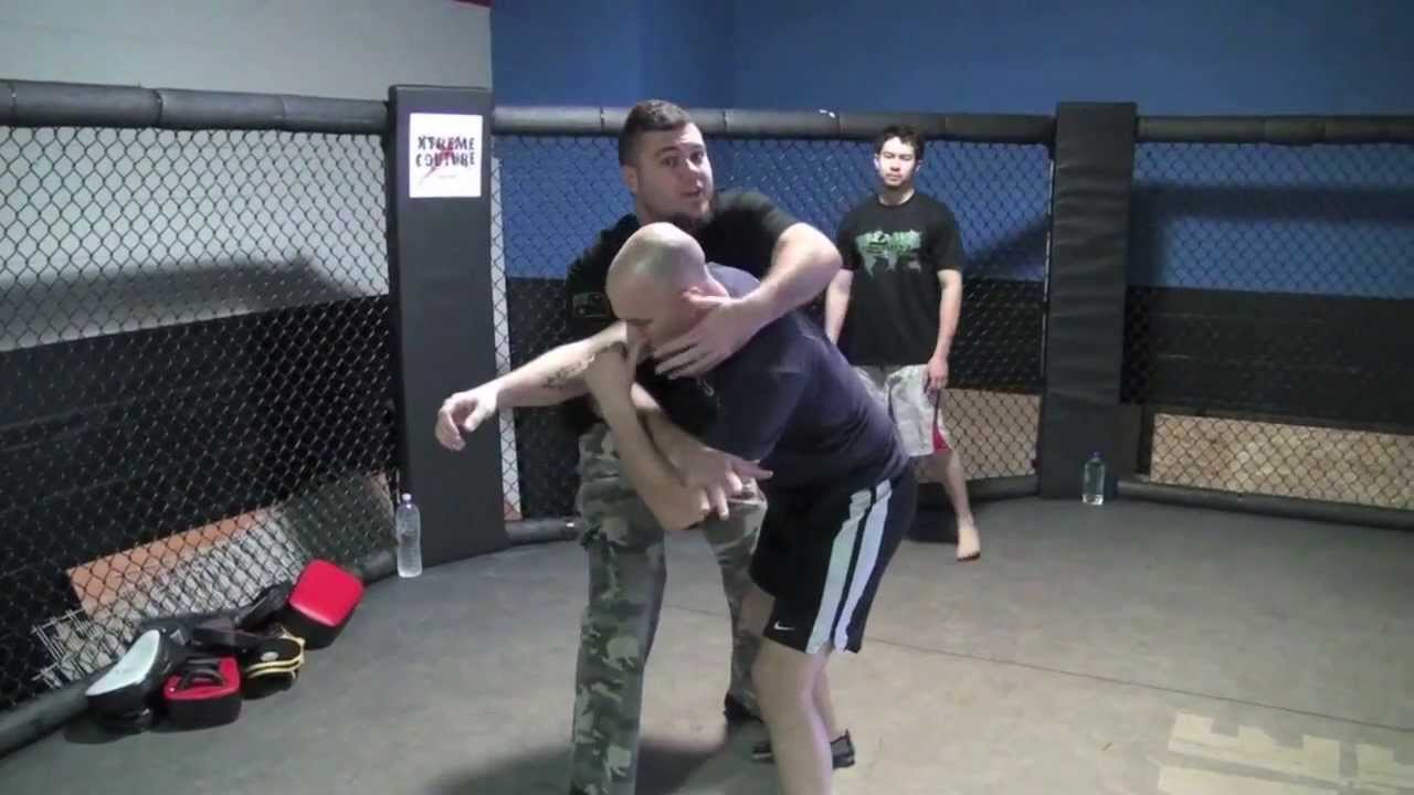 How to Throw a guy! CQC Fighting Methods - www.RAW-COMBAT.com