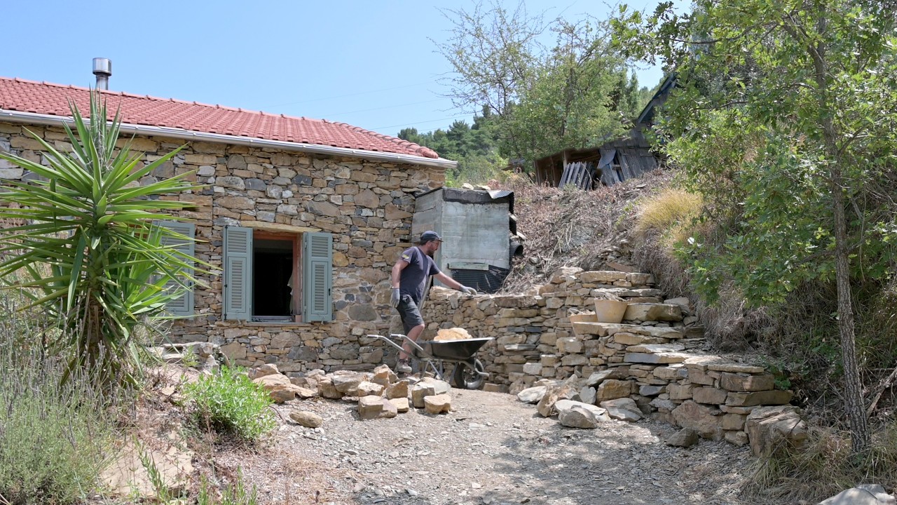 #127 Shadow, Green Beans and Big Stones | Renovating an Abandoned Stone House in Italy