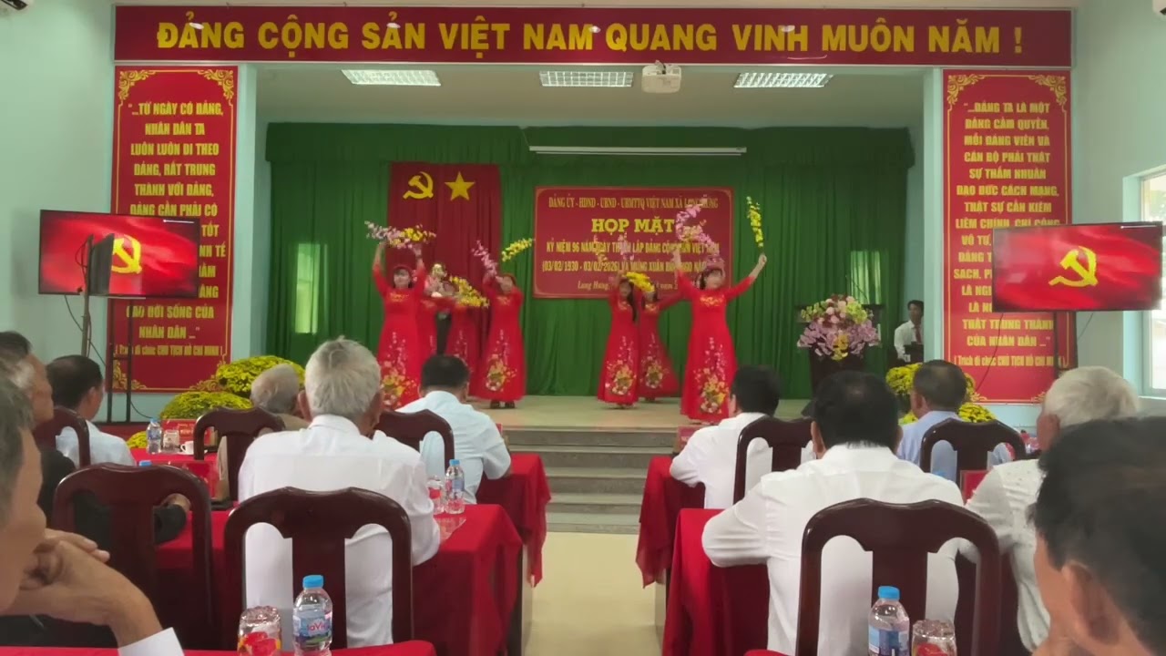 Múa Đoản Xuân ca - tập thể MNTH 