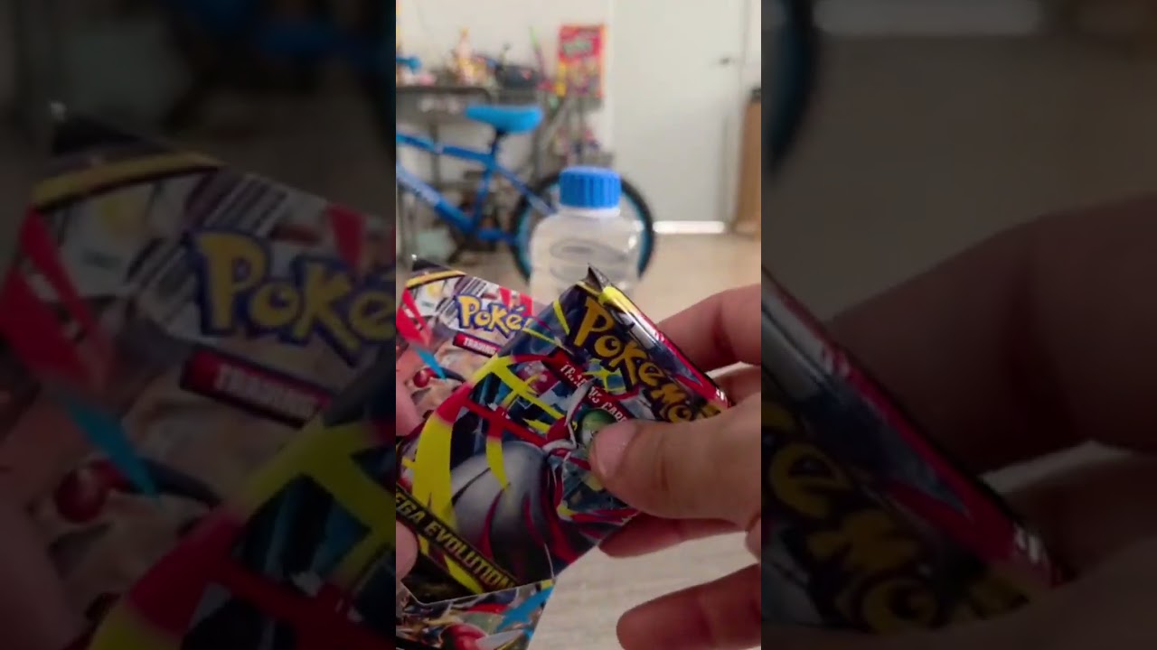 Amateur Abriendo sobres Pokémon, cero experiencia