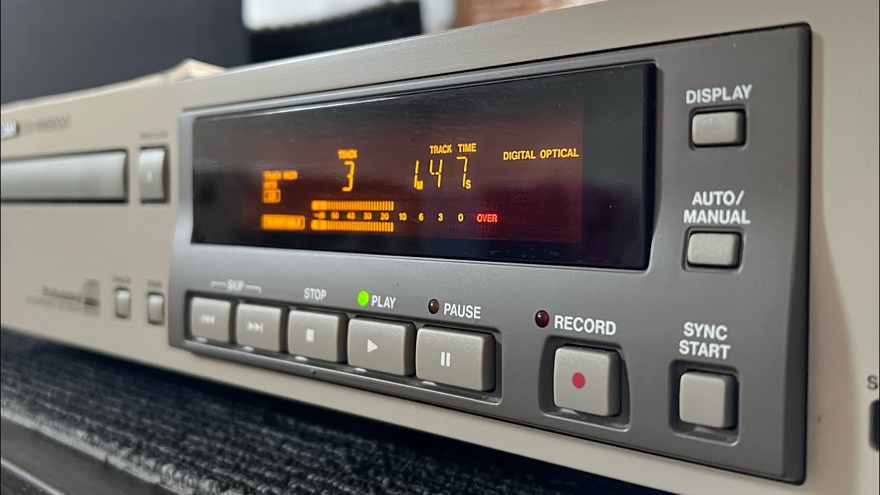 TASCAM業務用CD-RWレコーダー録音と再生してみました。