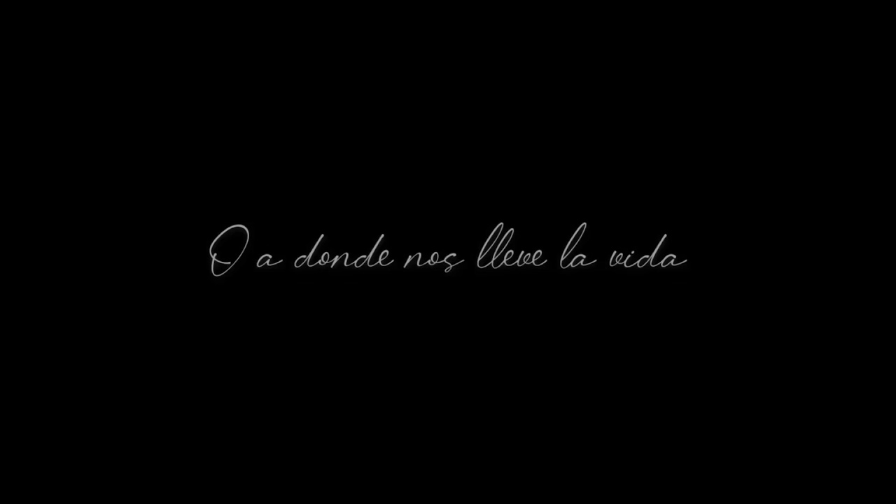 Tini Stoessel y Sebastián Yatra- Hilo Rojo