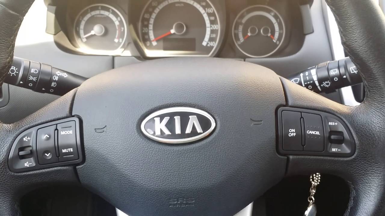 Круиз контроль и OBD2 на верхнем дисплее kia ceed fl