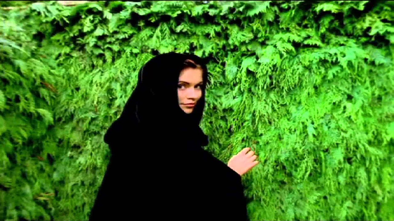 Эмбер Мартинес — новое лицо Scottish Widows