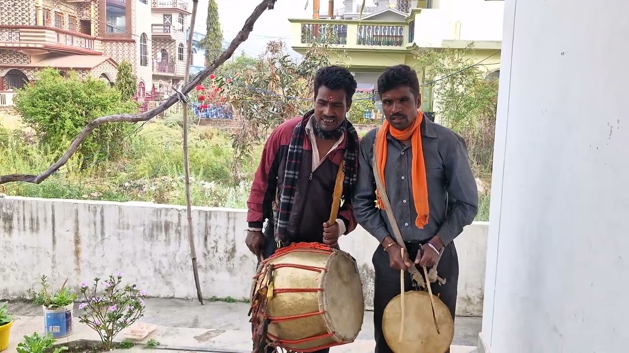 GARHWALI DHOL BAJA 