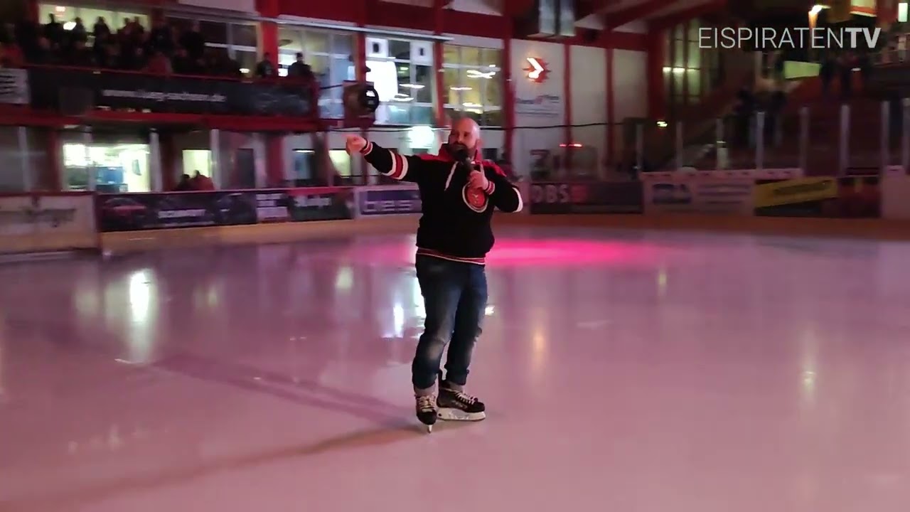 Piets Begrüßung zum 2. Playoff-Spiel gegen Ravensburg