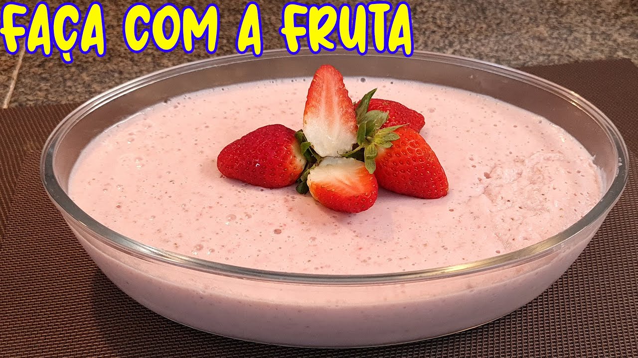 MOUSSE DE MORANGO FEITO COM A FRUTA (e gelatina sem sabor) | Cebola e Salsa