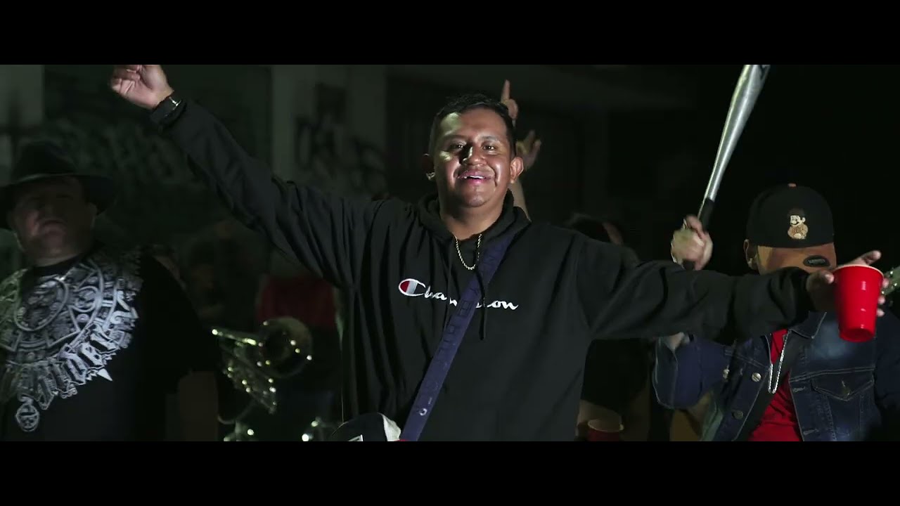 Proceder Elegante & Beto Quintero & Grupo Codigo Rojo - Guerras en el barrio #corridos Video oficial