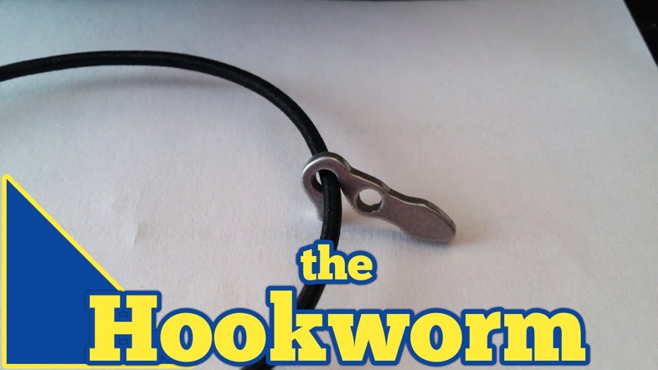 Hammocking with dog. New Dutch bling - the Hookworm. Perfect for your tarp!