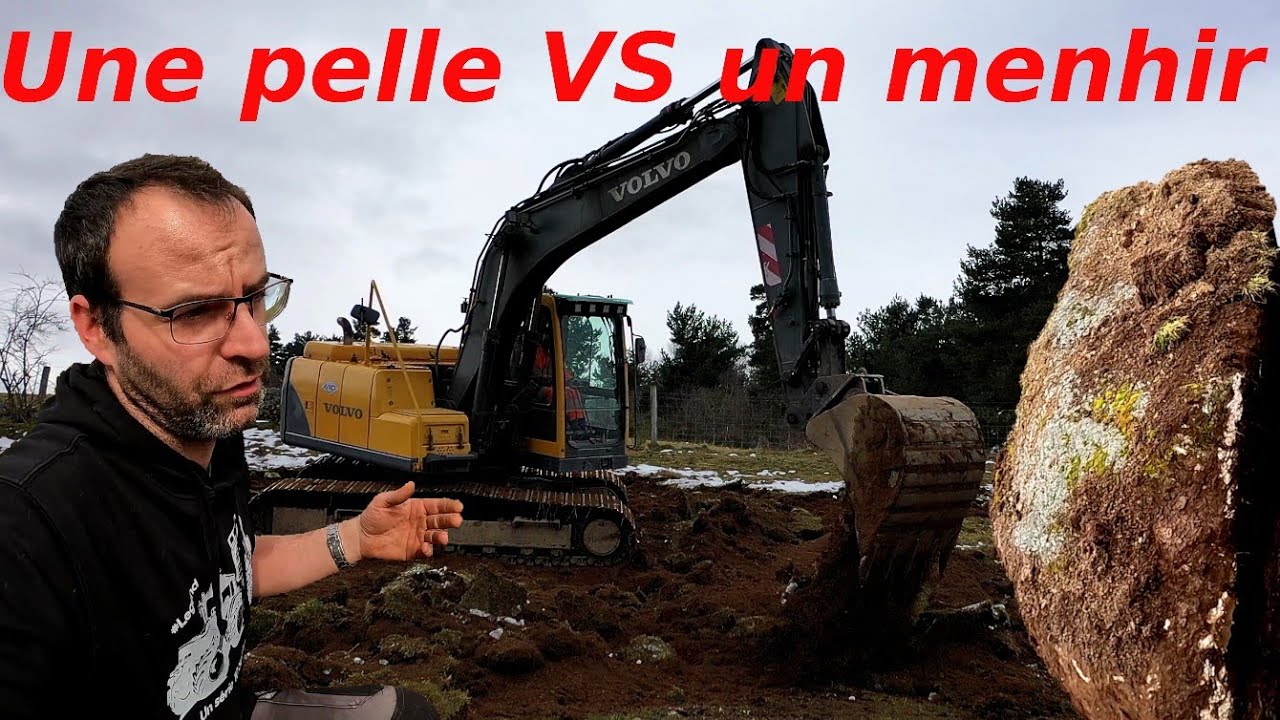 Aménagement d'une parcelle à la pelle, avec un rocher de 15 TONNES... N°210
