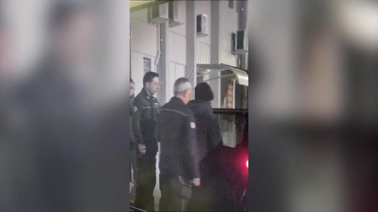 Neonata rapita, la festa a casa e l'arrivo degli agenti: il video esclusivo del blitz della polizia